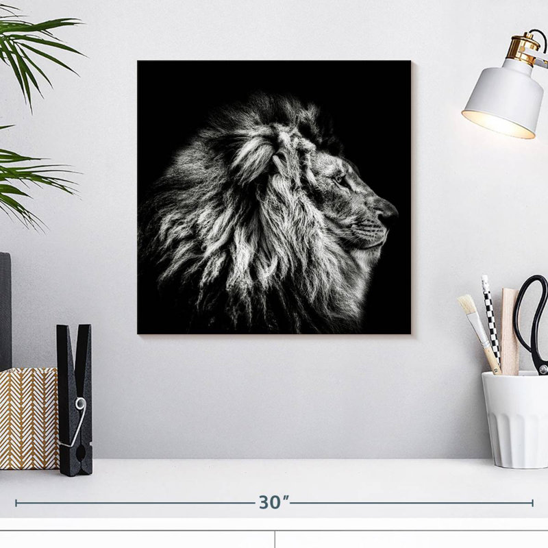 Brampt Proud Lion Head, 16" H x 16" W