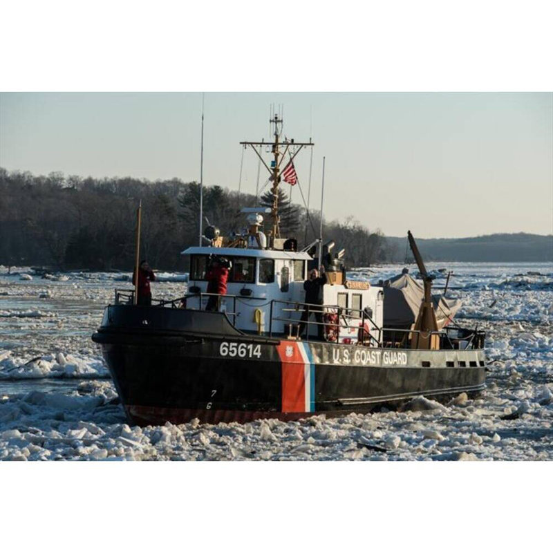 USCGC Bollard (WYTL-65614), modèle de navire, H 10 po x l 30 po x P 5 po