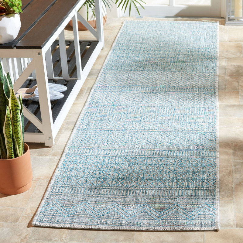 Courtyard Performance Southwestern Indoor/Outdoor Area Rug, Runner 2'3" x 8'