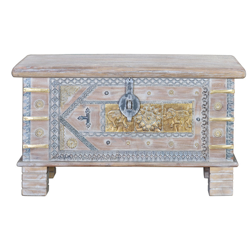 Kley Blanket Chest