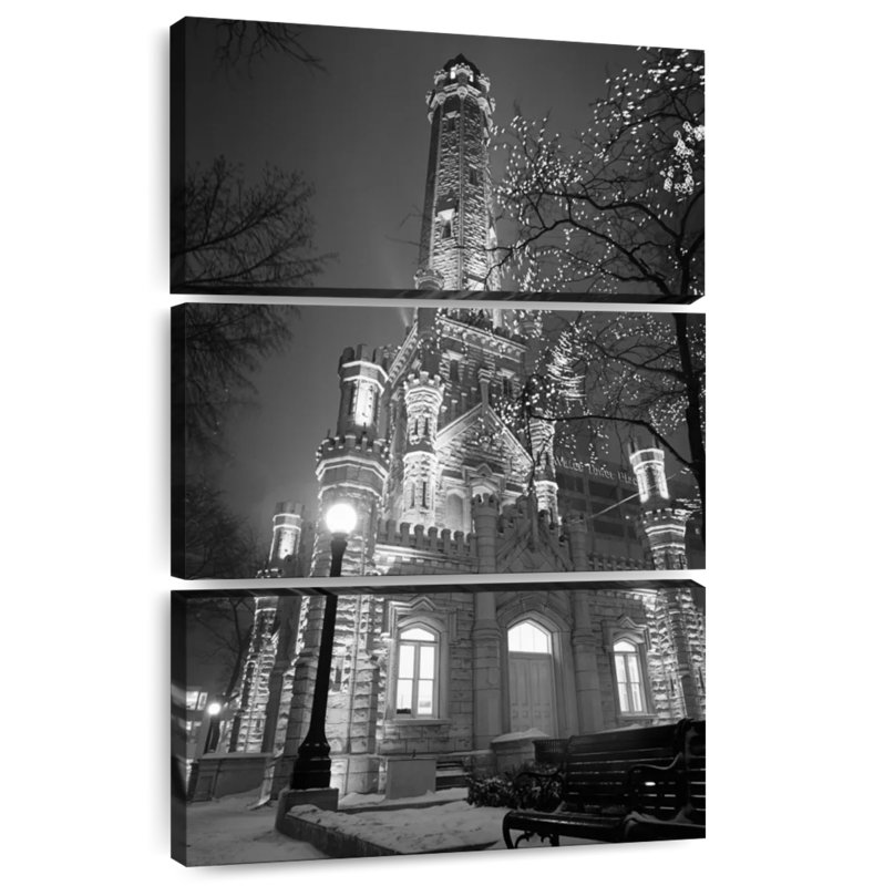 Château d'eau illuminé Sirci, Chicago, H 74 po x l 48 po