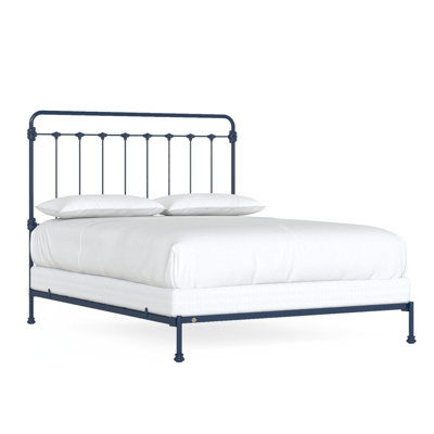 Lit en fer Picket Fence