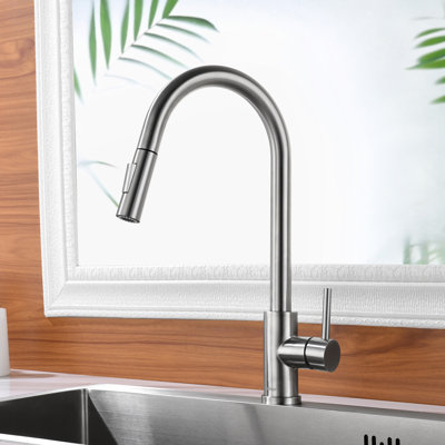 CHLAPRO Tohlar Pull Down Single Handle Stainless Steel Kitchen Faucet with Sprayer and Deck Plate