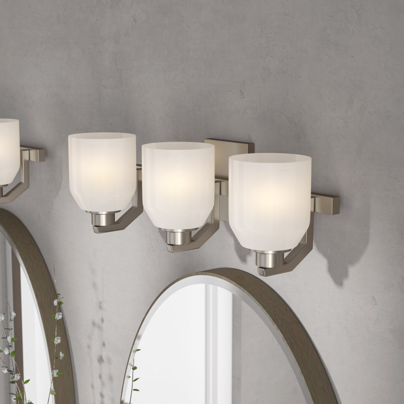 Éclairage pour meuble-lavabo 3 lumières Colebrook, Nickel brillant satiné