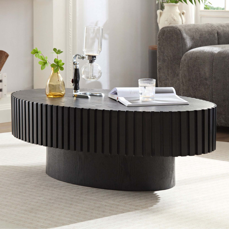 Table basse ovale en bois 43,5 "avec relief fabriqué à la main | Base de piédestal robuste, conception en forme d'olive pour le salon