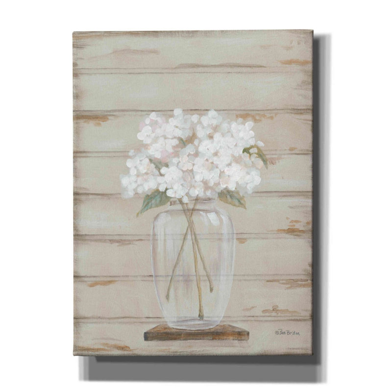 «Hydrangeas in Vase» par Pam Britton, art mural sur toile, H 54 po x l 40 po x P 1,5 po