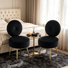 Chaise rembourrée en velours avec tabouret (ensemble de 2)