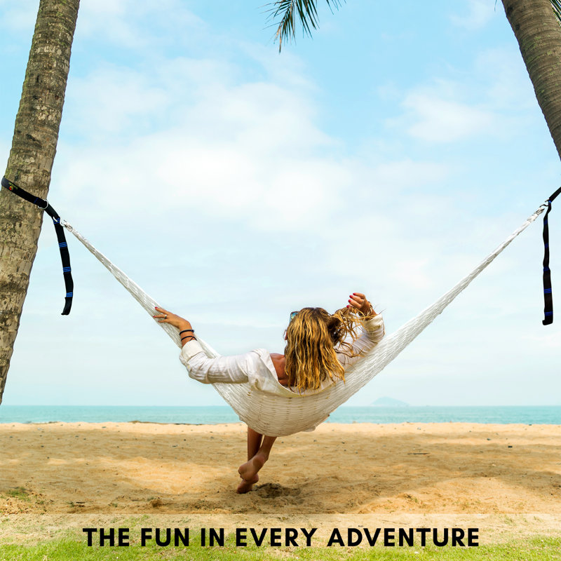 Tranquillo White Woven Polyester Double Hammock with Hanging Kit