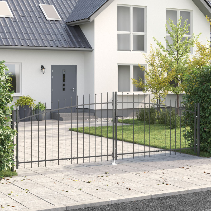 174.5cm H x 400cm W Steel Gate