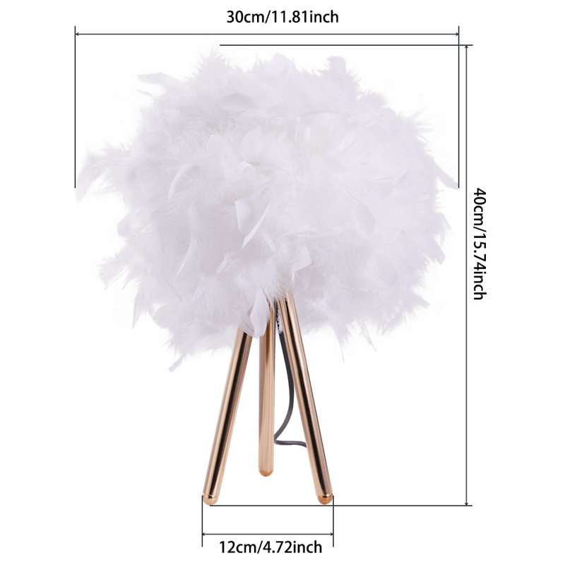 Aiumu Metal Tripod Lamp, Gold