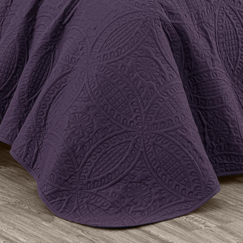 Austin Microfiber Reversible 3-Piece Coverlet / Bedspread Set, Queen Coverlet / Bedspread + 2 Standard Shams, Purple