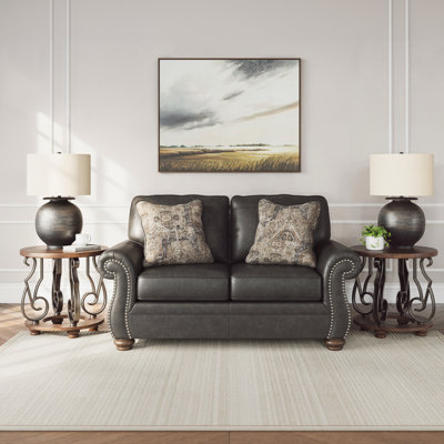 Shadsburne Loveseat
