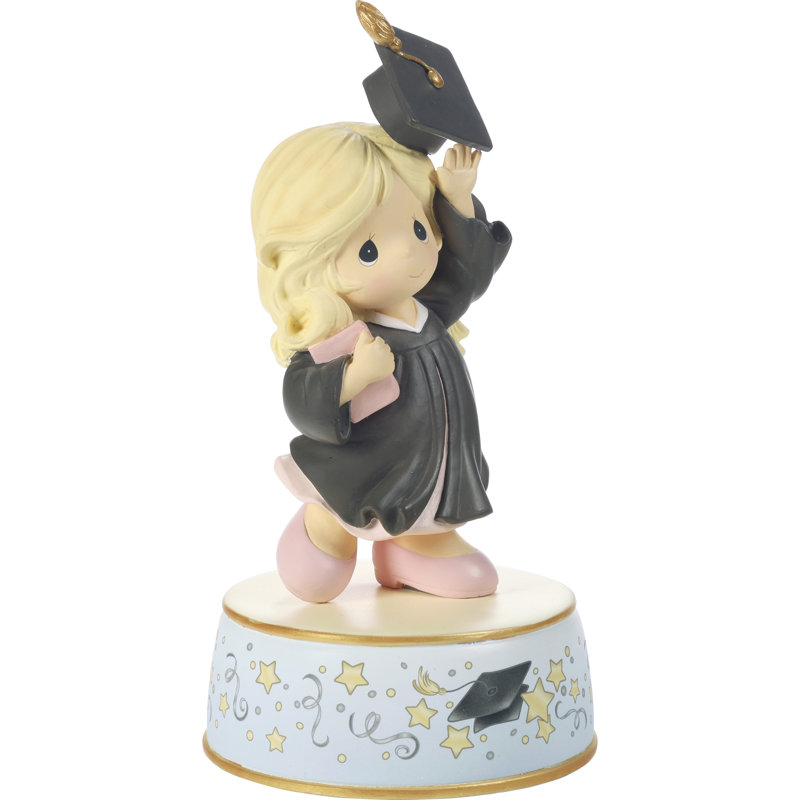 Precious Moments From Cap And Gown To New Horizons, fille blonde en robe noire