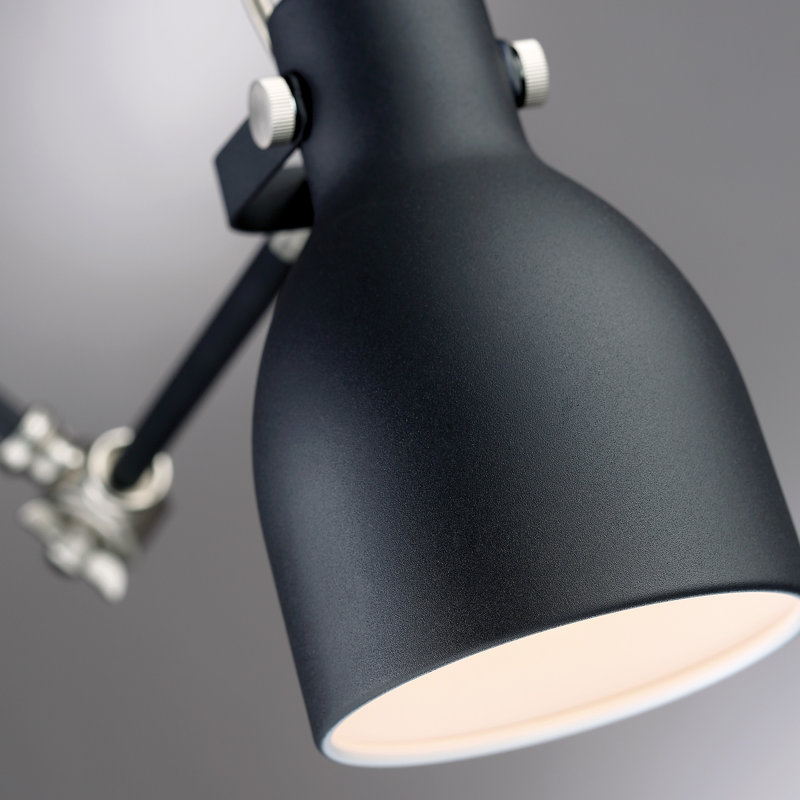 Barth Desk Lamp, Black