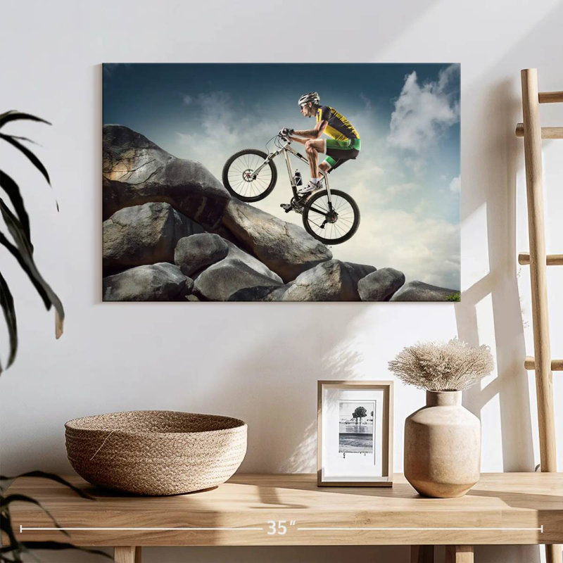 Mehar Cyclist Uphill, H 16 po x l 24 po