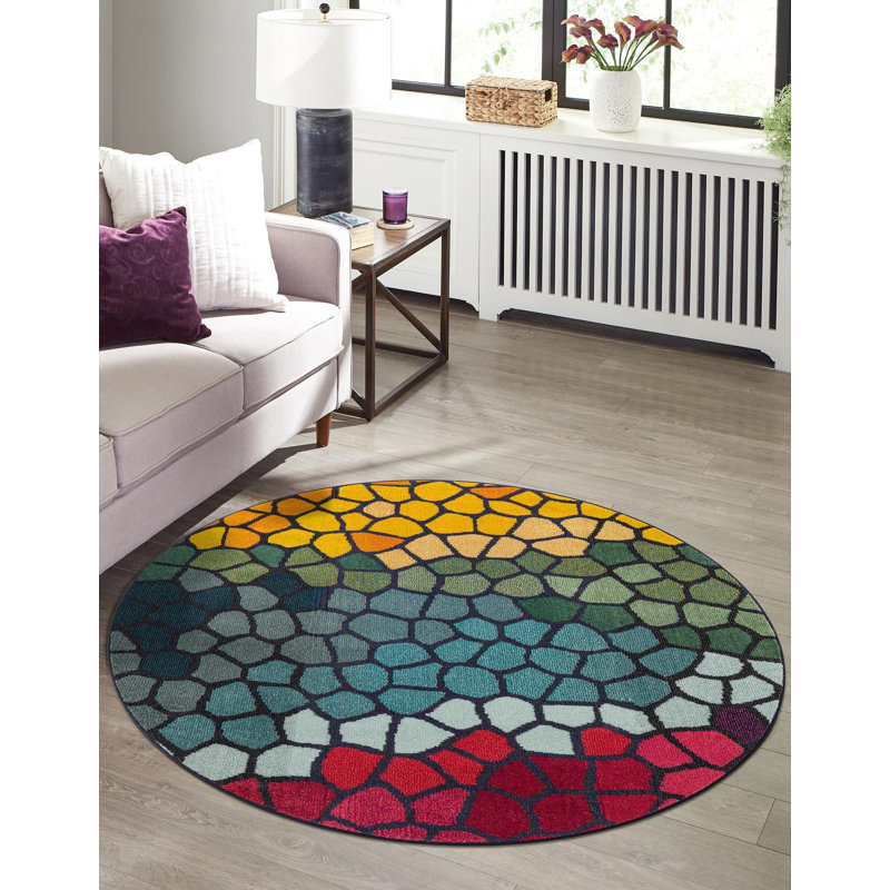 Jesusa Washable Geometric Indoor Rug, Round 6'1"
