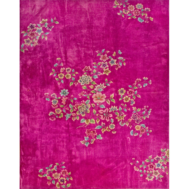 Tapis décoratif antique mauve à motif floral en laine noué à la main des années 1930