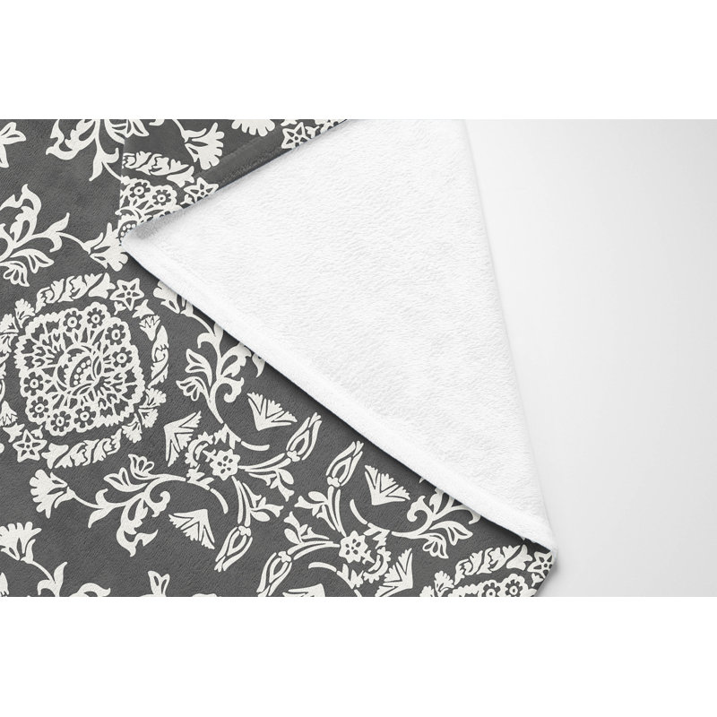 Couverture en velours de polaire Aubry, Charcoal Floral, L 60 po x l 50 po