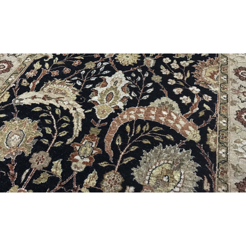 Wool Floral Area Rug, Runner 2'11" x 13'9"