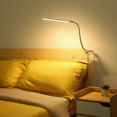 Brade USB Desk Lamp