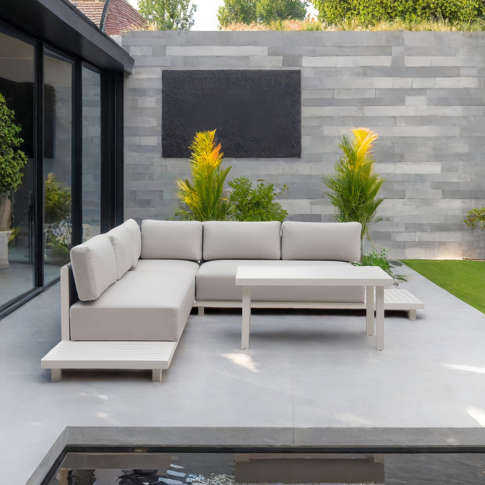 Halsey 5-Person Patio Seating Group, White
