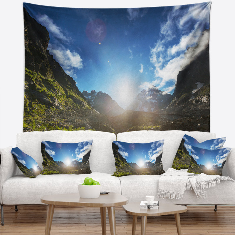Tapisserie du Caucase, H 50 po x l 60 po