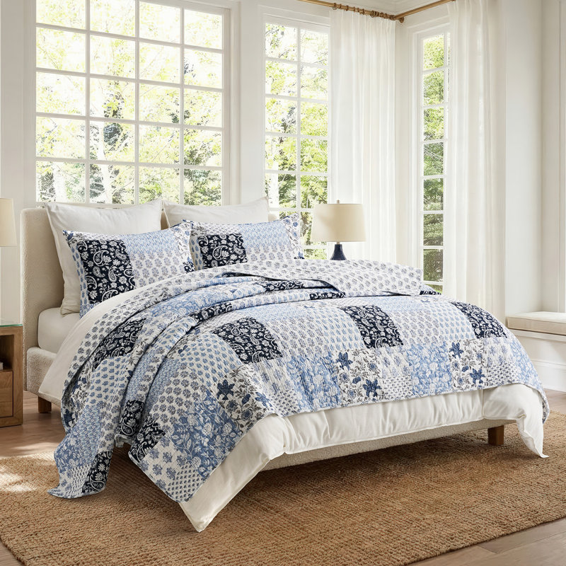100% Cotton Patchwork Quilt Set, King Quilt + 2 King Shams, Coastal Blue Patchwork