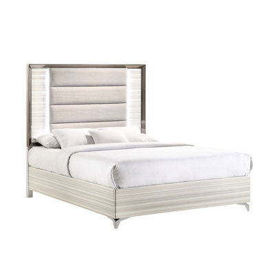 Grand lit blanc Star avec équipement de couchage moderne à DEL, espace de rangement spacieux, structure en bois massif, lit à 14 lattes jointes, 4 pieds de support centraux reliés et 2 interrupteurs d'alimentation assortis de 86,15 po