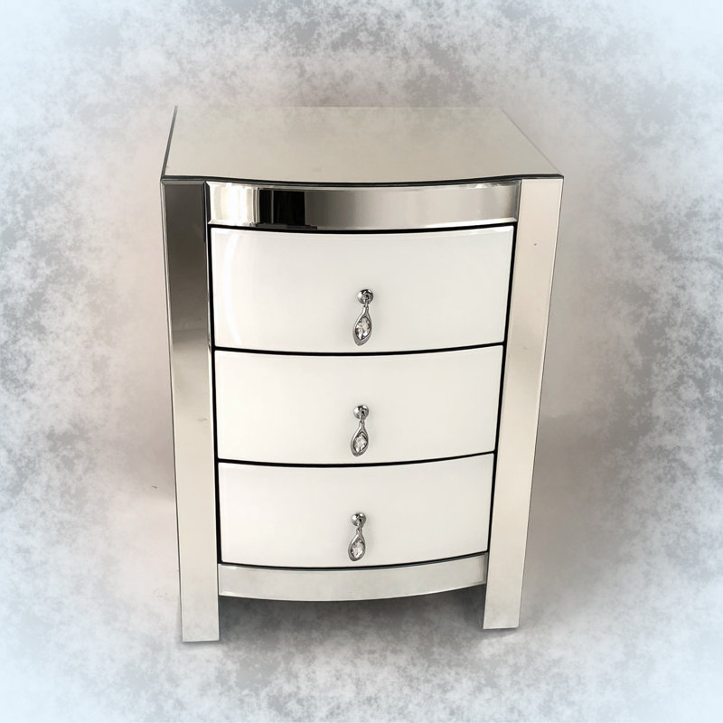 Neelyville Accent Chest