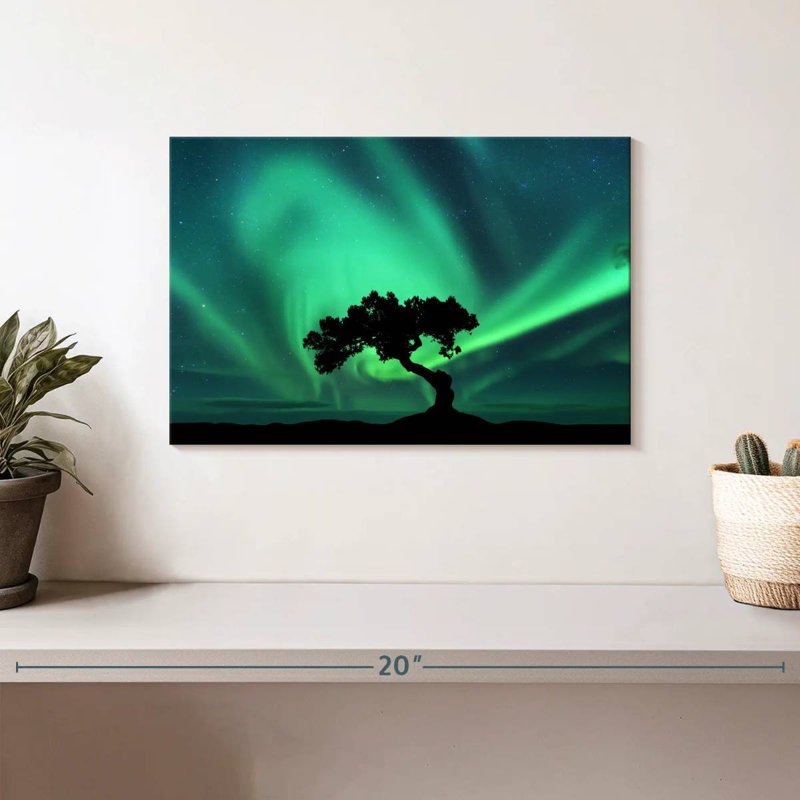 Alvord Tree Silhouette Northern Lights, 8" H x 12" W