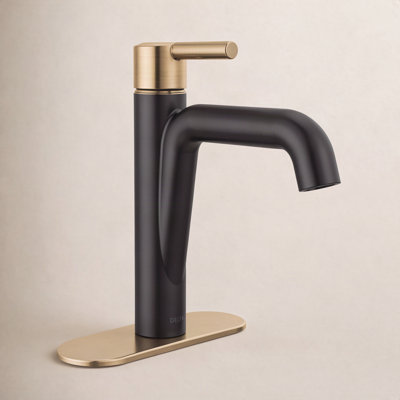 Nicoli Single-Hole Bathroom Faucet with Drain