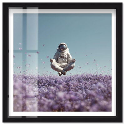 «Astronaut in Bloom Shadowbox» par Coastal Glam Art par Notoriart, cadre noir, 20 x 20