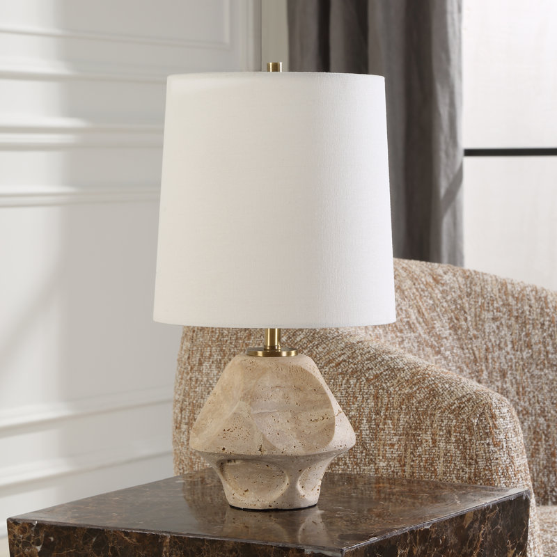 Lampe d'appoint en travertin Dozie