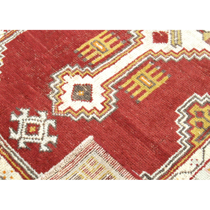 Yastic One-of-a-Kind 2'6" x 4'11" Area Rug