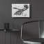 «Hold On» par Loui Jover, art mural en verre acrylique-554844895