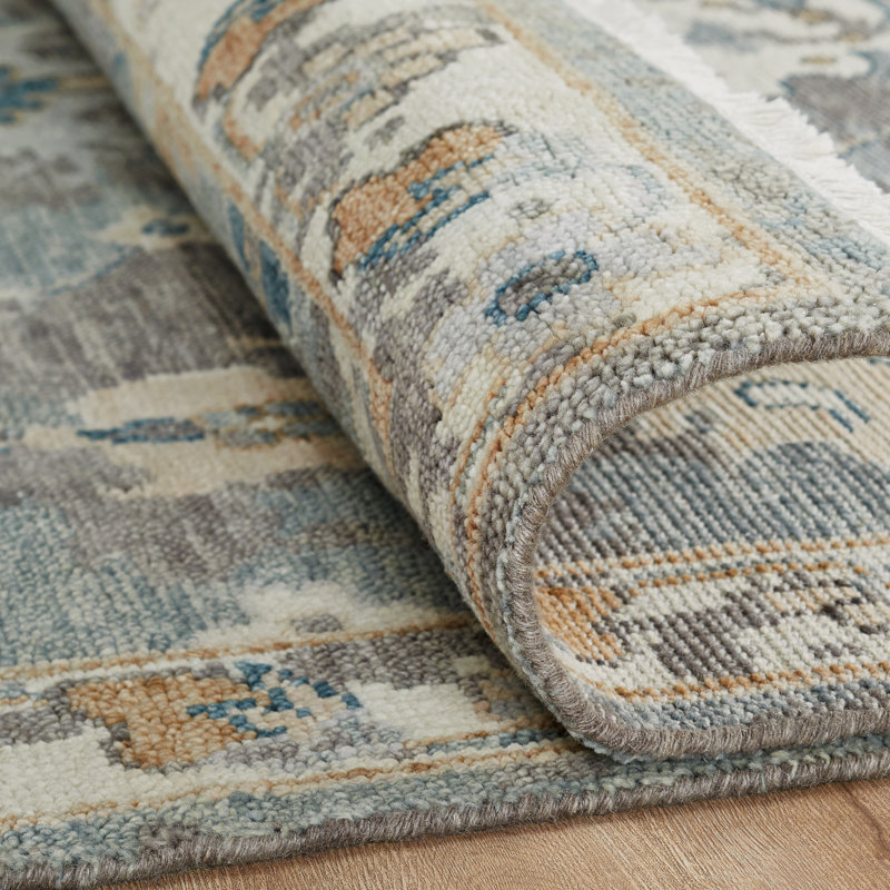 Oushara Hand Knotted Wool Oriental Area Rug, Rectangle 10' x 14'