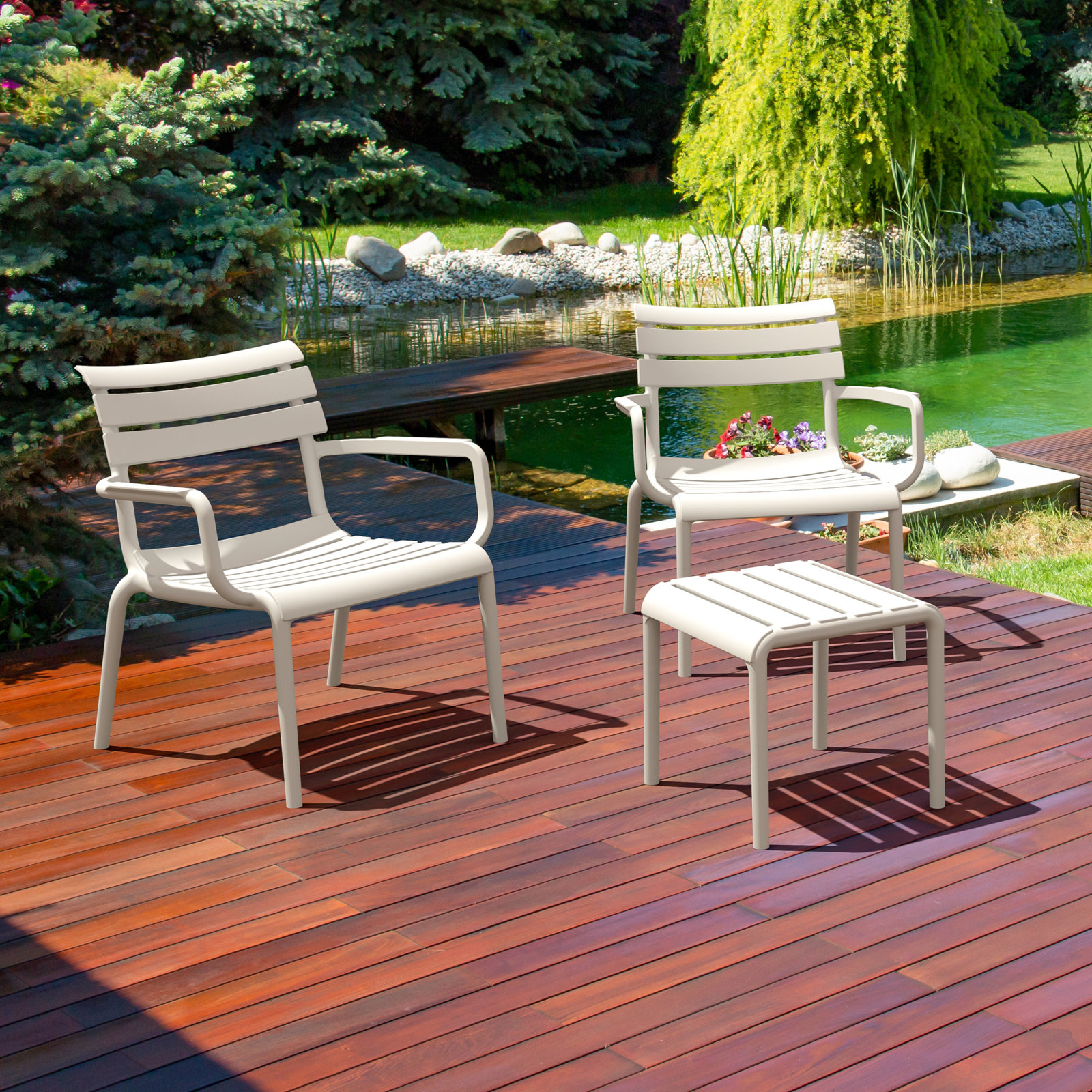 Paris Outdoor Club Chair, White