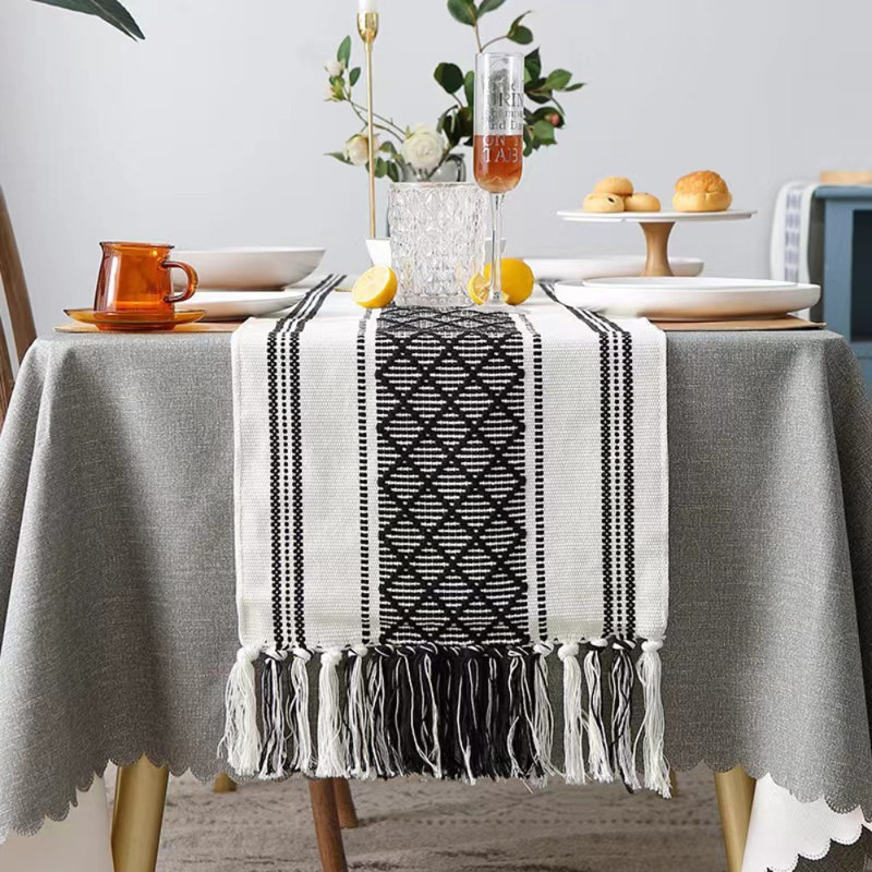 Table Runner With Tassel, Woven Scarf For Bedroom, Farmhouse Entry Console Table Cover With Fringe, Black