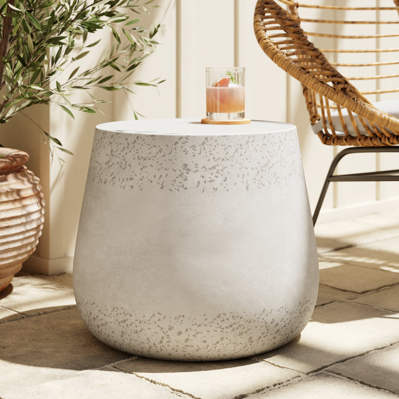 Belmaris Round Outdoor Side Table , 19'' in. W 19'' in. D