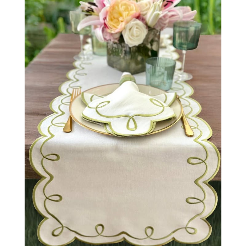Ribbon Twirl Cotton Blend Scalloped Napkins, White