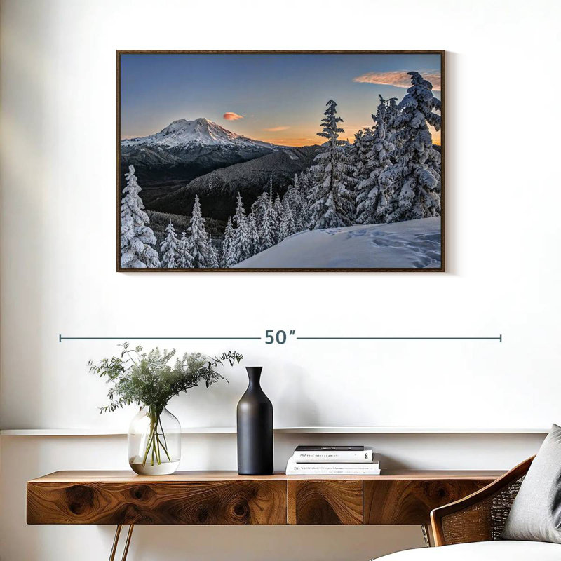 Mont Rainier Sunrise, 37 po x 25 po, Cadre flottant noyer