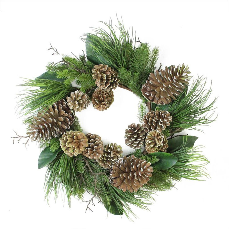 Couronne de Noël pommes de pin et feuillage - 28 pouces non éclairé