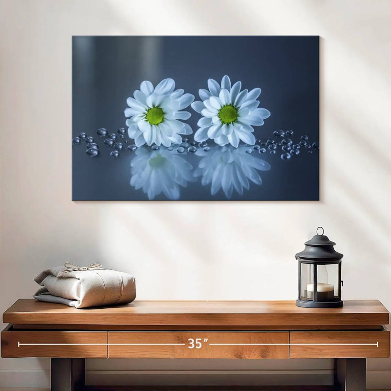 Harnek White Daisies, 16" H x 24" W