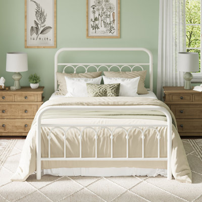 Vintage Style Metal Platform Bed Frame With Arch-Design Headboard and Footboard