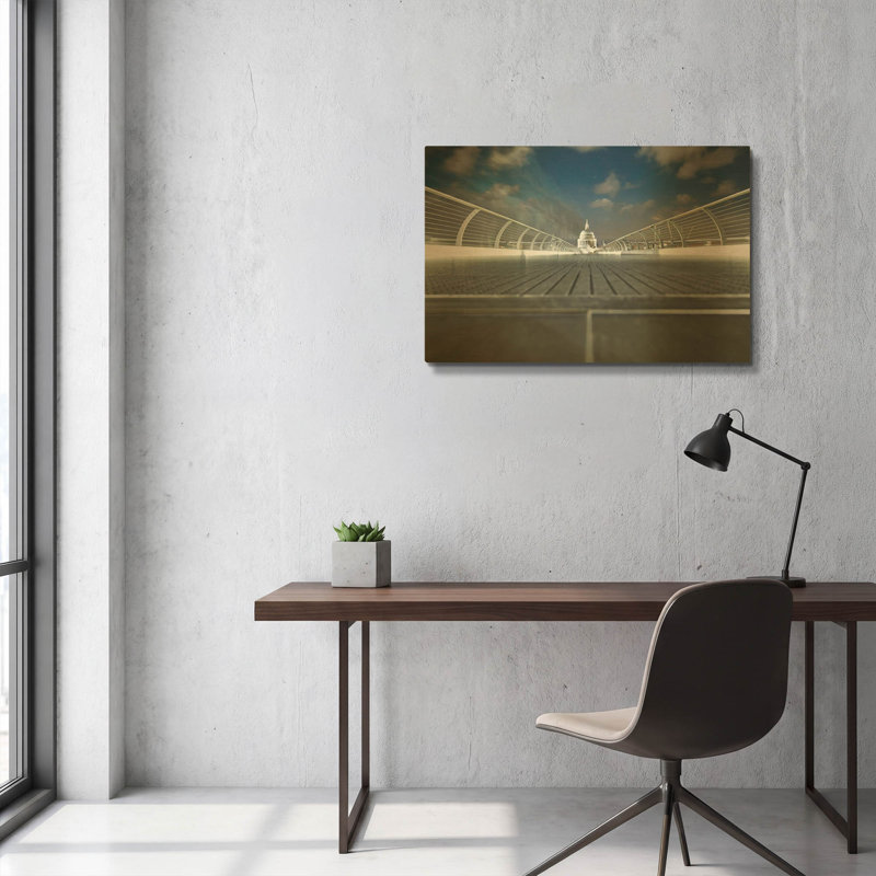 «Illuminated St Paul's Cathedral And Millennium Bridge I» par Mark A Paulda, art mural en métal doré, 36 po x 24 po, 36"x24"