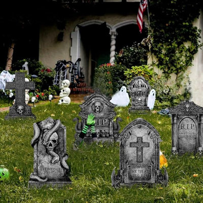 Pierres tombales d'extérieur d'Halloween Decorations: grandes pierres tombales décoratives d'Halloween de 6 carats avec piquets, pierres tombales réalistes effrayantes de 16 po pour la cour à l'extérieur de la maison