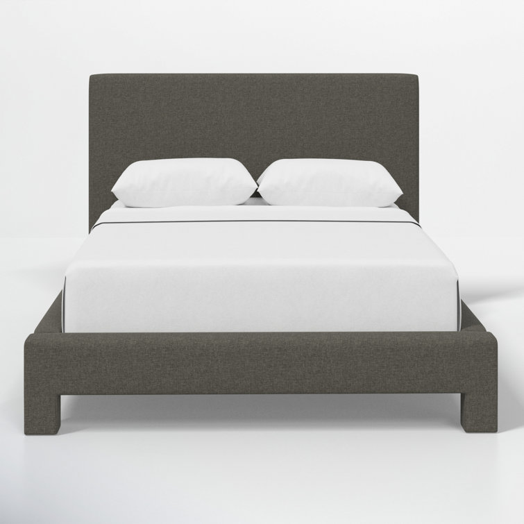 Sereno Upholstered Bed