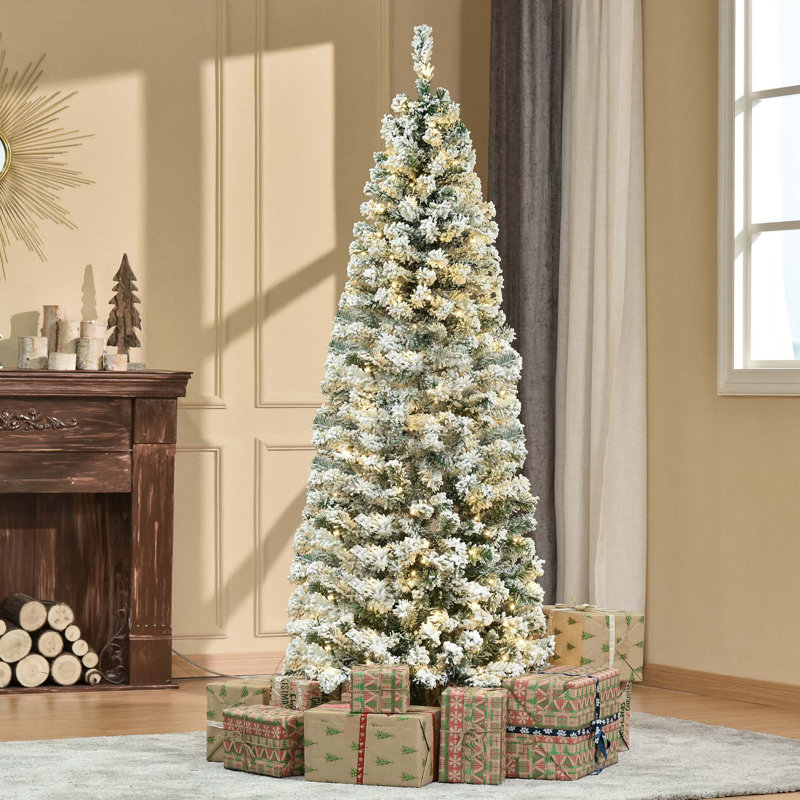 Sapin de Noël artificiel enneigé 6 pi avec des branches réalistes, 250 lumières DEL et 462 pointes