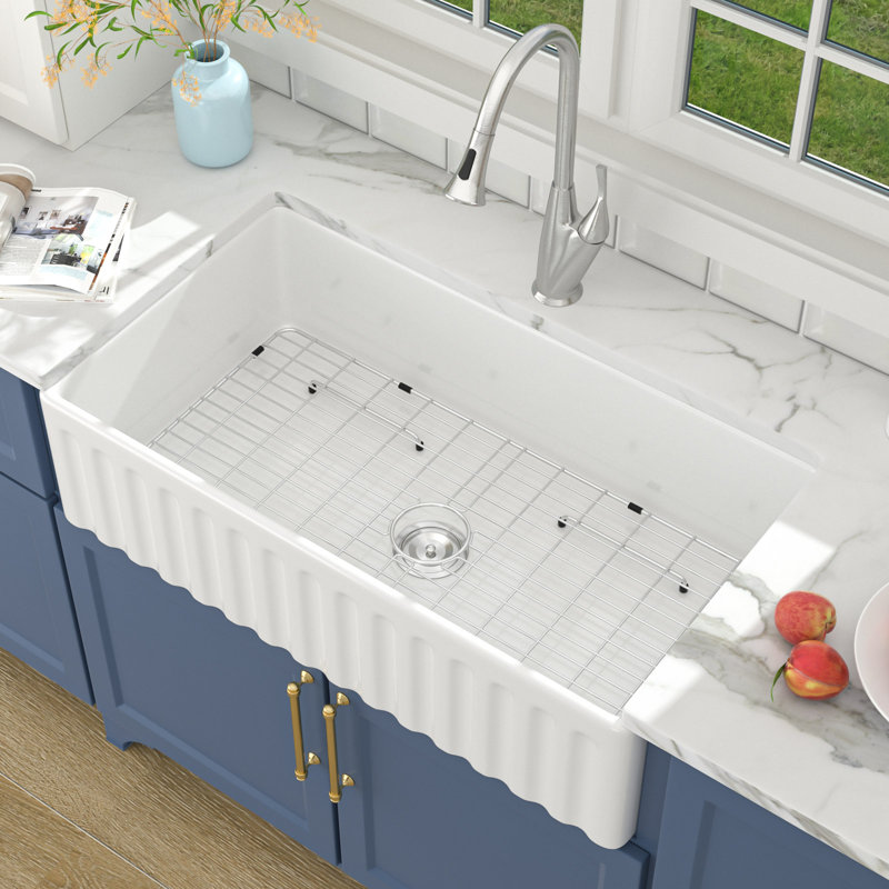 36'' L Fireclay Reversible Farmhouse / Apron Single Bowl Kitchen Sink with Sink Grid
