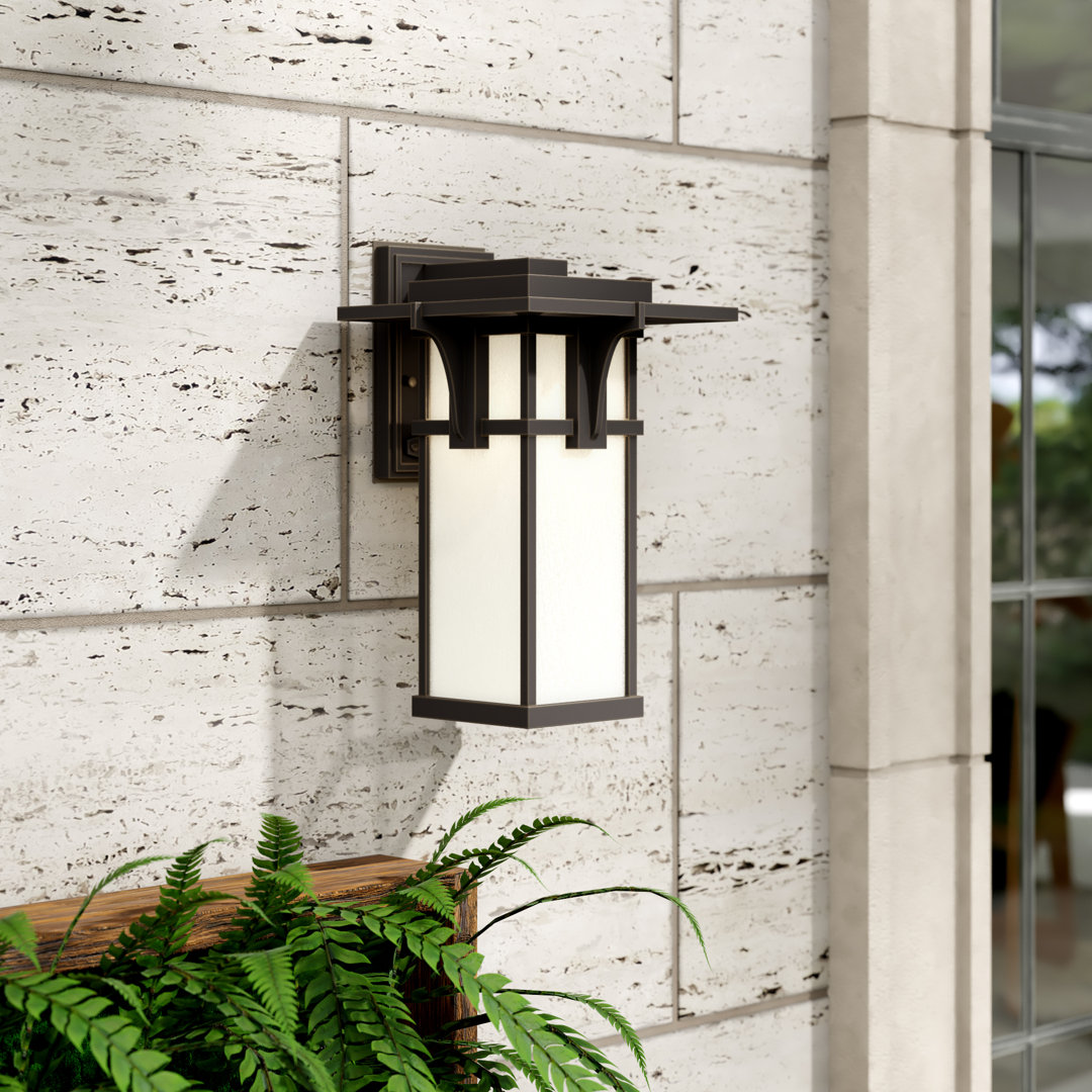 Manhattan 1-Light Aluminum Outdoor Craftsman Wall Mount Lantern Hinkley 
